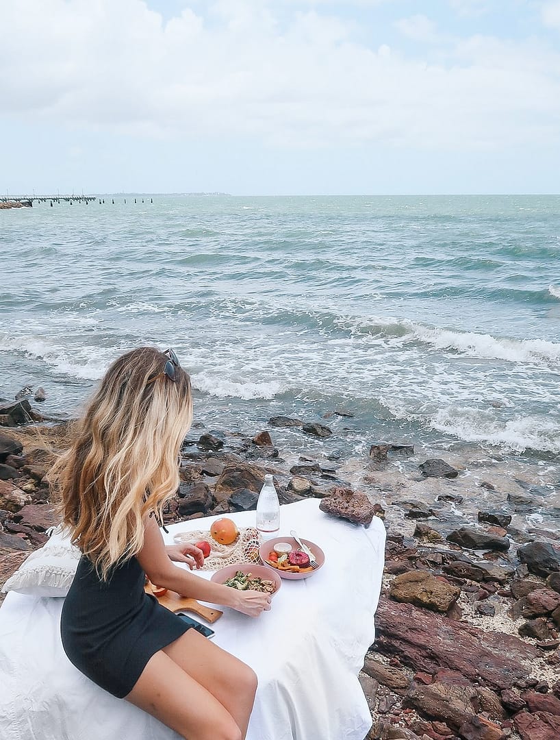 Chante Louise creating content for a plant-based meal service.